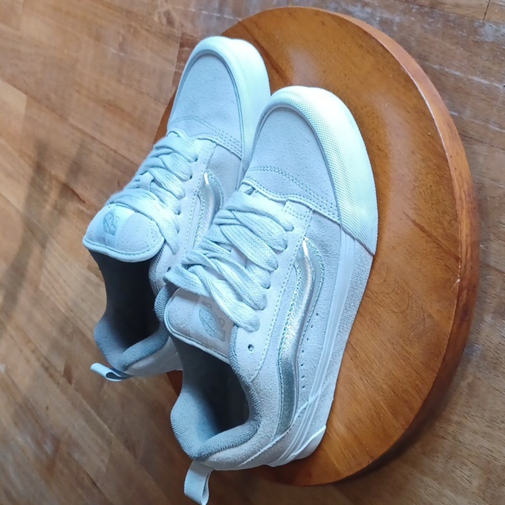 Vans Women's Sneakers in Light Gray